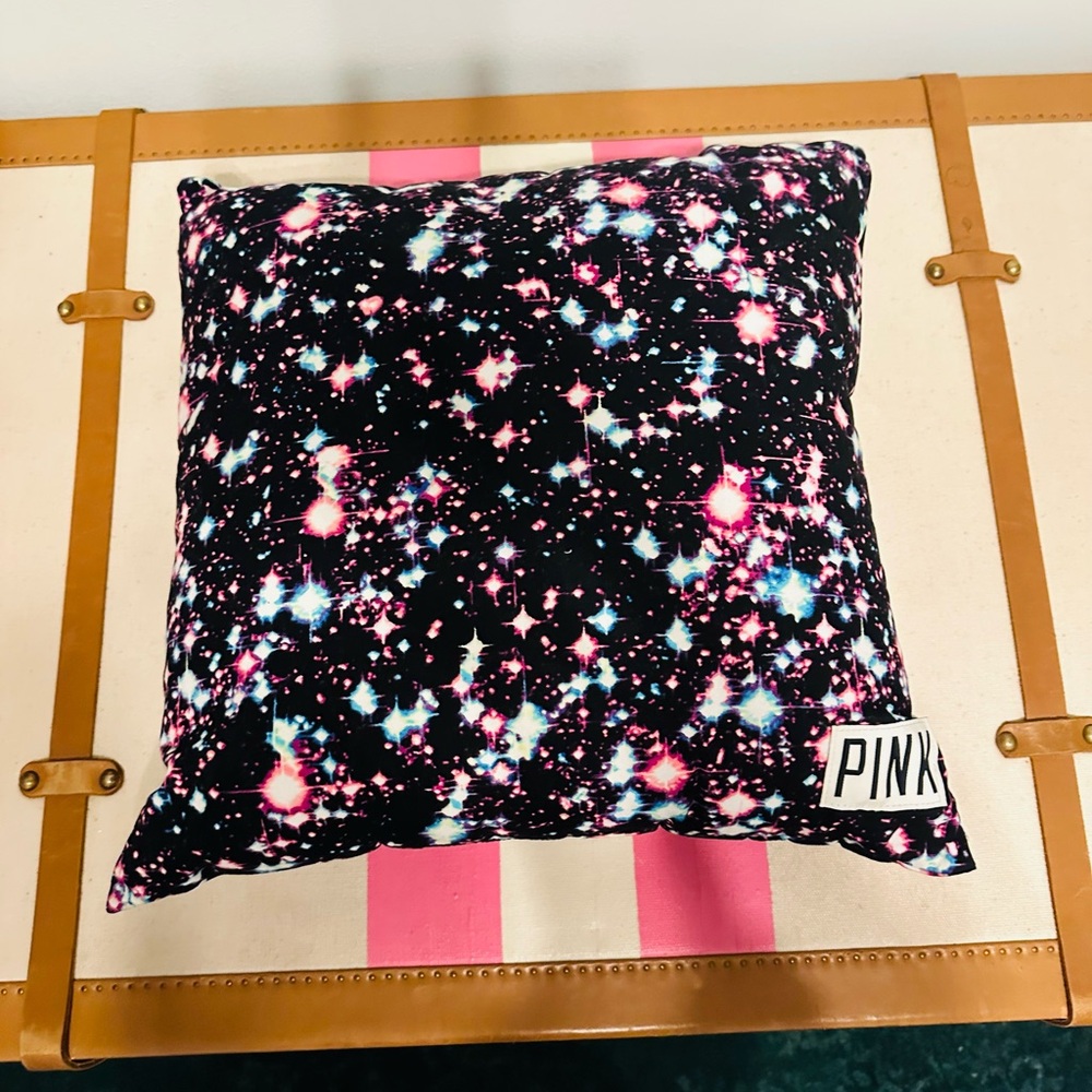 Galaxy body pillow and throw pillow - Picture 5 of 5